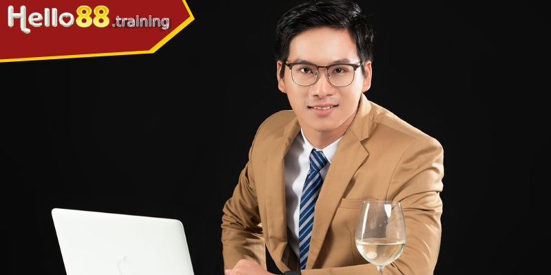 Thông tin sơ lược về tác giả Hello88 Lê Nam